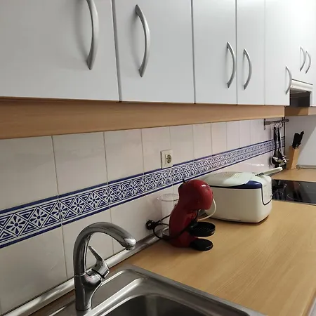 Apartment Precioso Bajo En Jardines De Nuevo Muy Cerca De La Piscina Comunitaria Y De La Salida A La Playa!