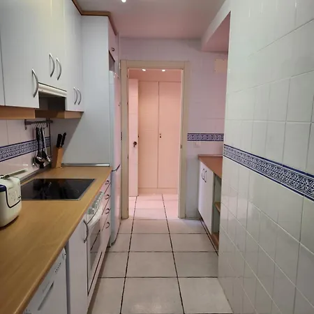 Apartment Precioso Bajo En Jardines De Nuevo Muy Cerca De La Piscina Comunitaria Y De La Salida A La Playa!