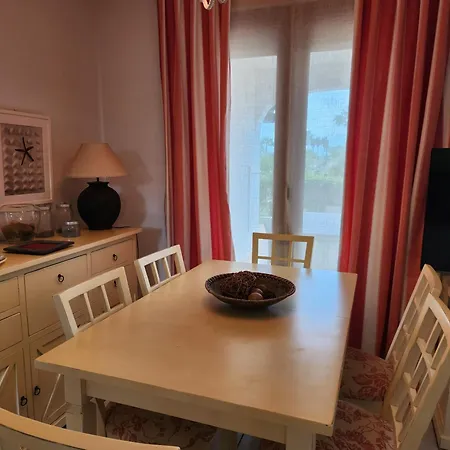 Precioso Bajo En Jardines De Nuevo Muy Cerca De La Piscina Comunitaria Y De La Salida A La Playa! Apartment Vera